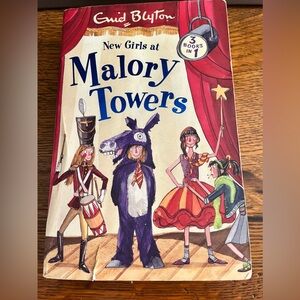 2/$15 🇬🇧 NEW GIRLS AT MALORY TOWERS by Enid Blyton 3 in 1 children’s book